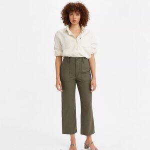 Levi’s Ribcage Straight Utility Wide Leg Cropped Cargo Pant Olive Night Green 32
